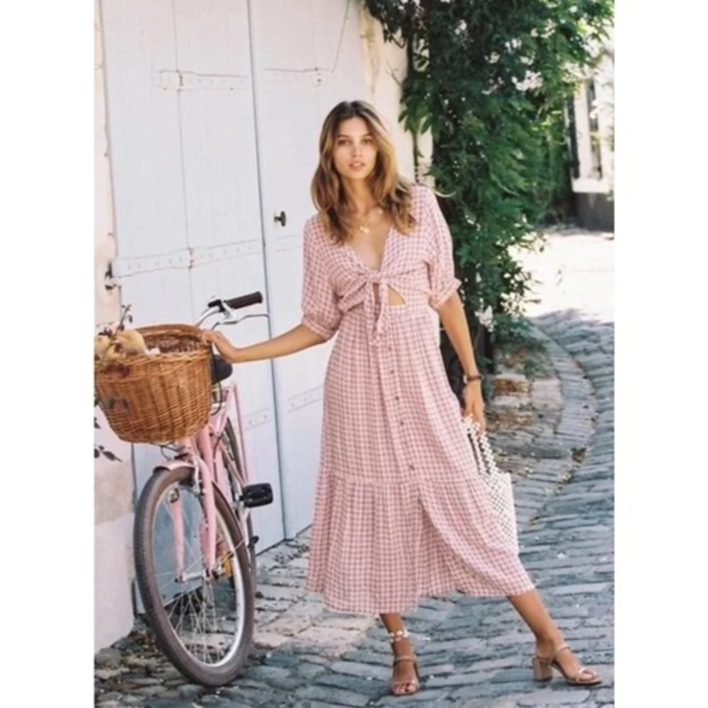 Faithful‎ the Brand Revolve Maple Pink Plaid Cut Out Midi Dress 2 - Picture 15 of 15